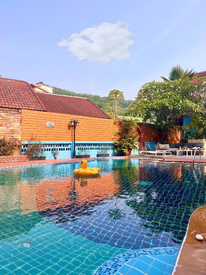 Baankasemsuk Resort 般咔 深宿 Patong Екстериор снимка